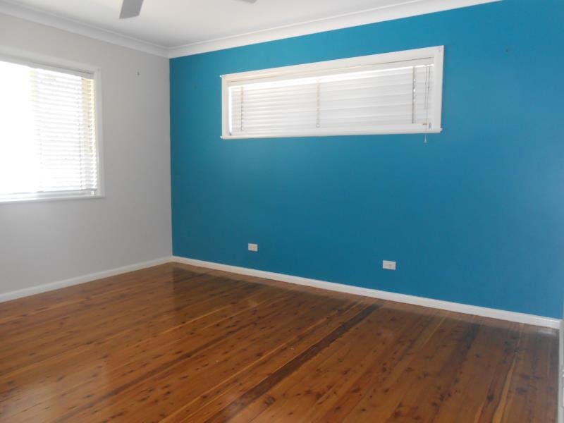 86 Garden Street TAMWORTH 3