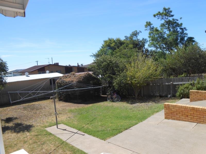 86 Garden Street TAMWORTH 9