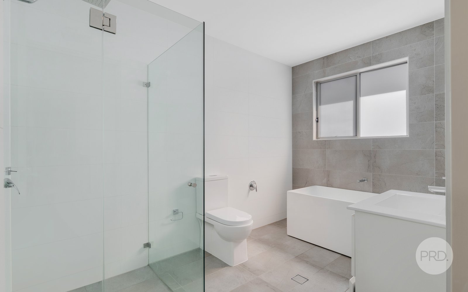 86 Glenmore Ridge Drive GLENMORE PARK 10