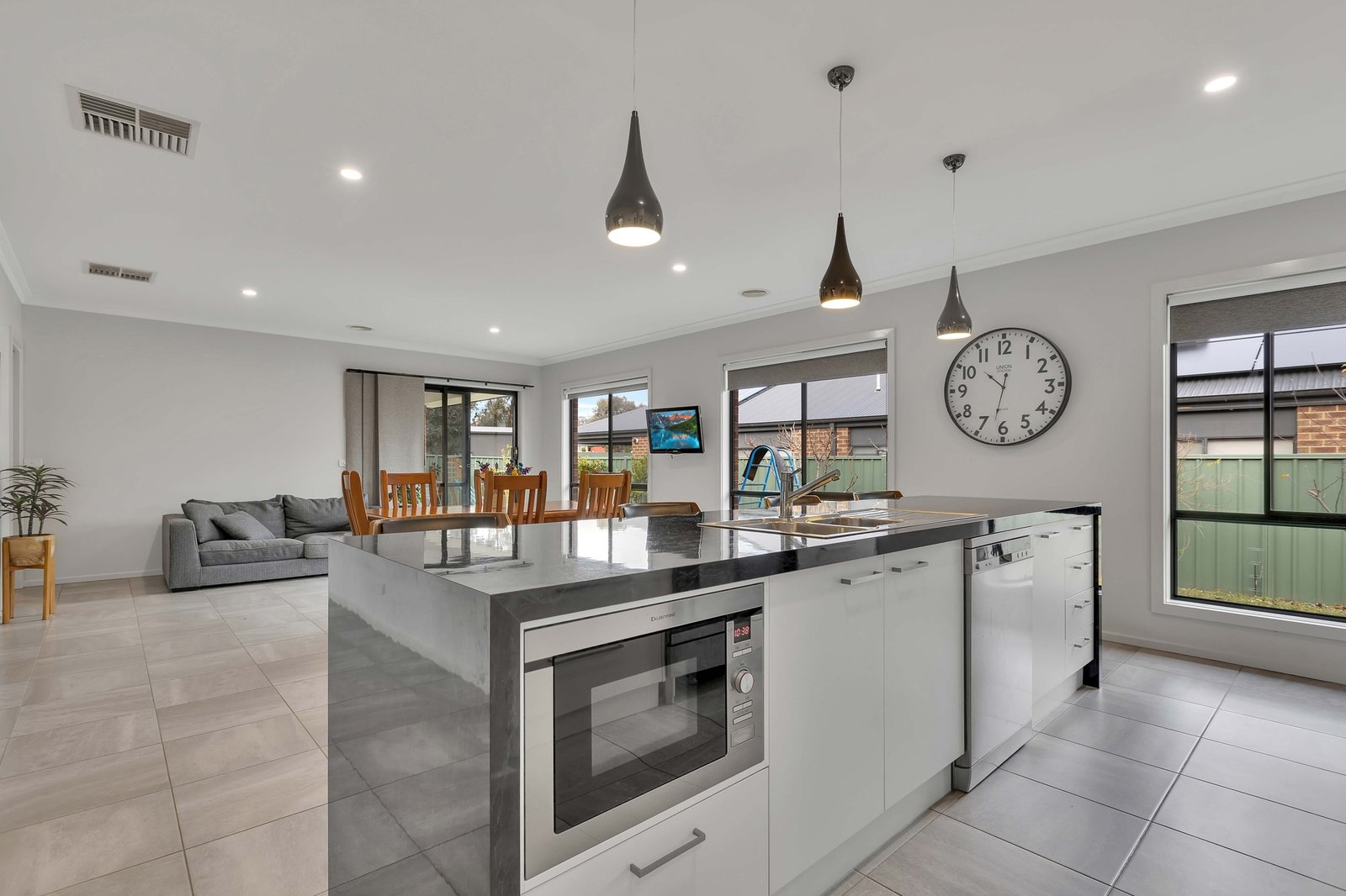 Gallery: 86 Greene Street
