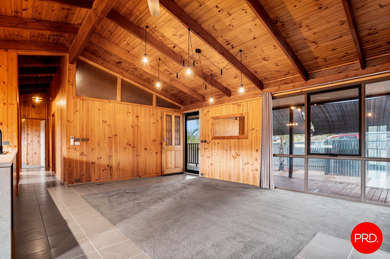 86 Happy Valley Road LONG GULLY 2