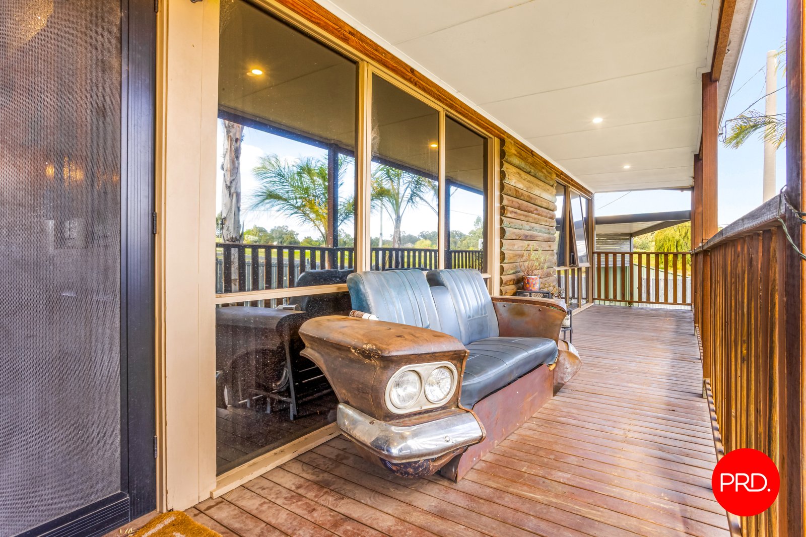 86 Happy Valley Road LONG GULLY 10