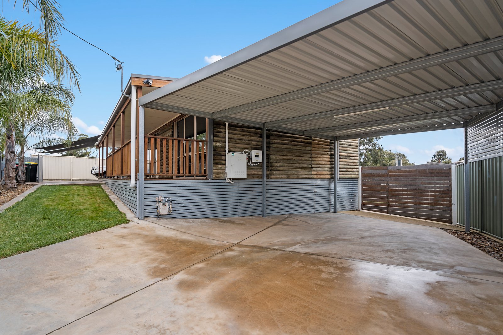 86 Happy Valley Road LONG GULLY 3