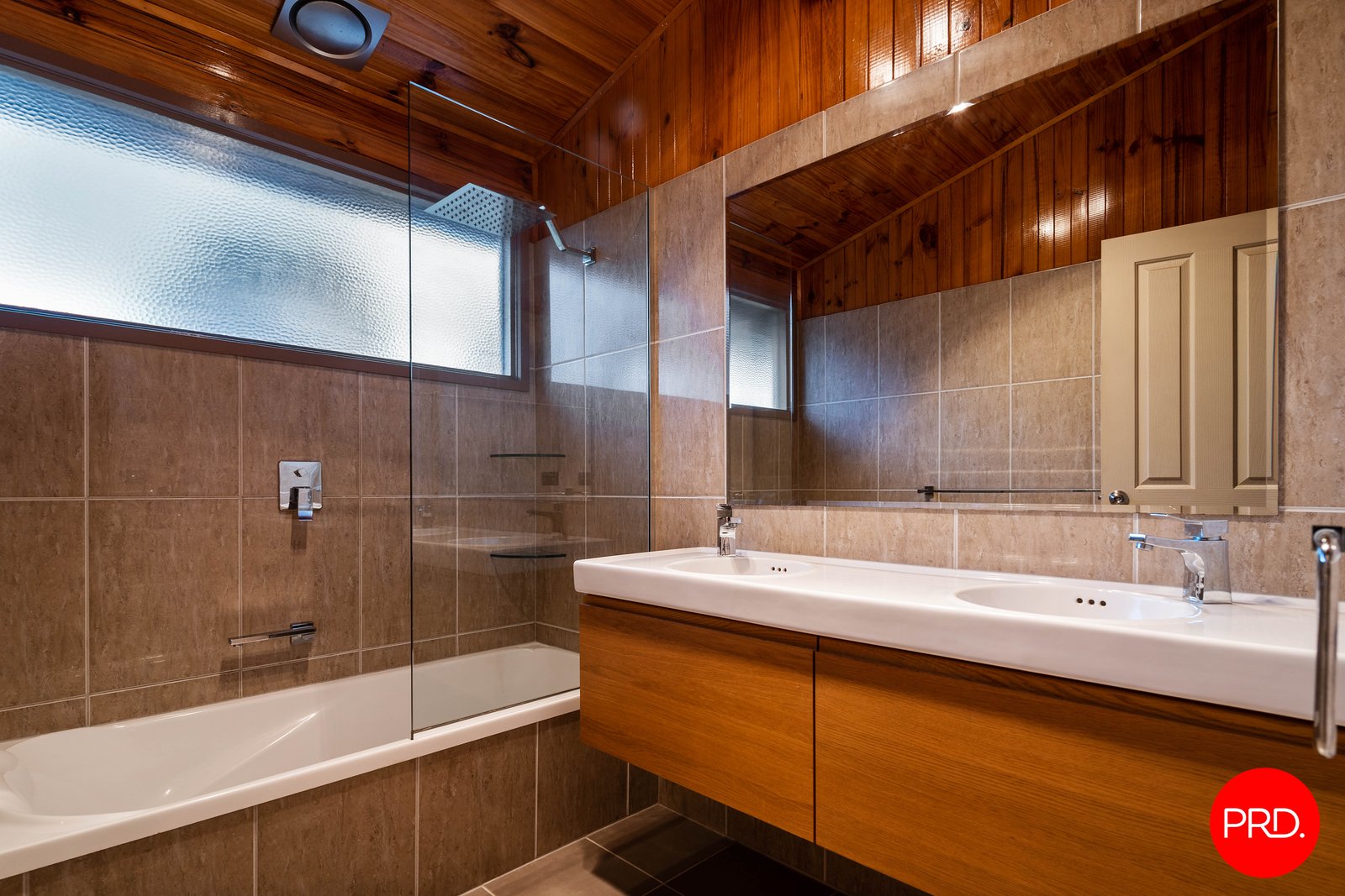 86 Happy Valley Road LONG GULLY 9