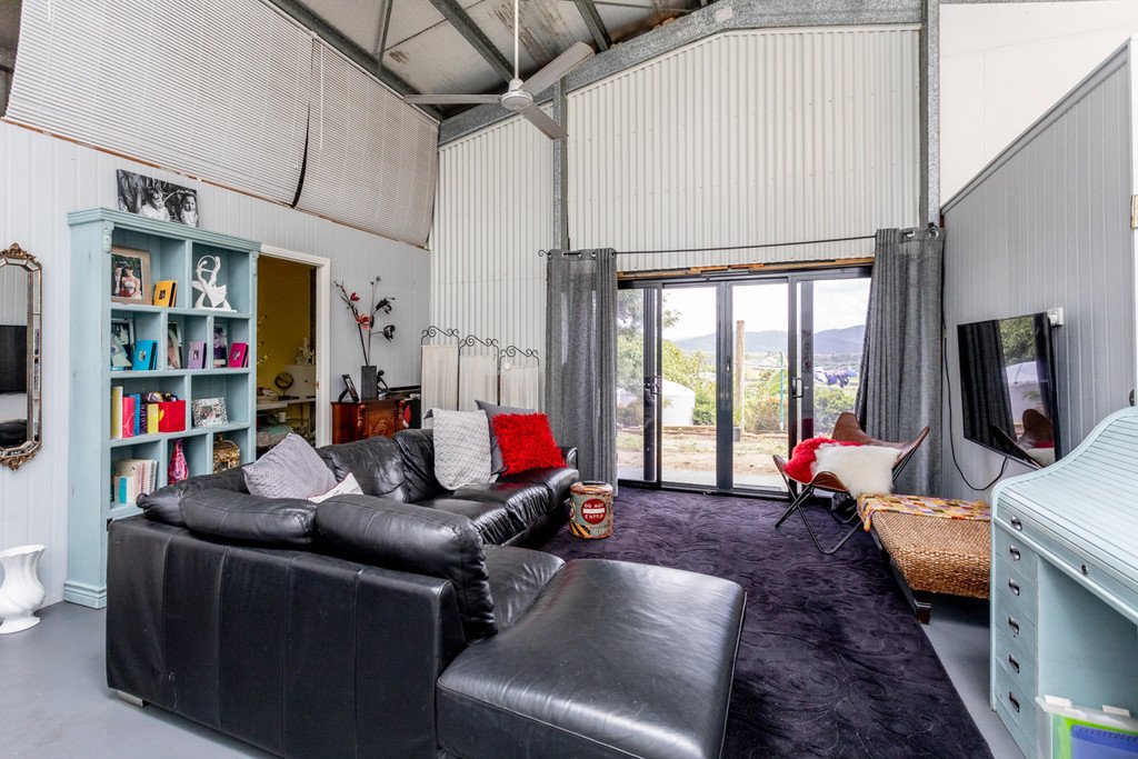 86 Kookaburra Drive CANNON VALLEY 13