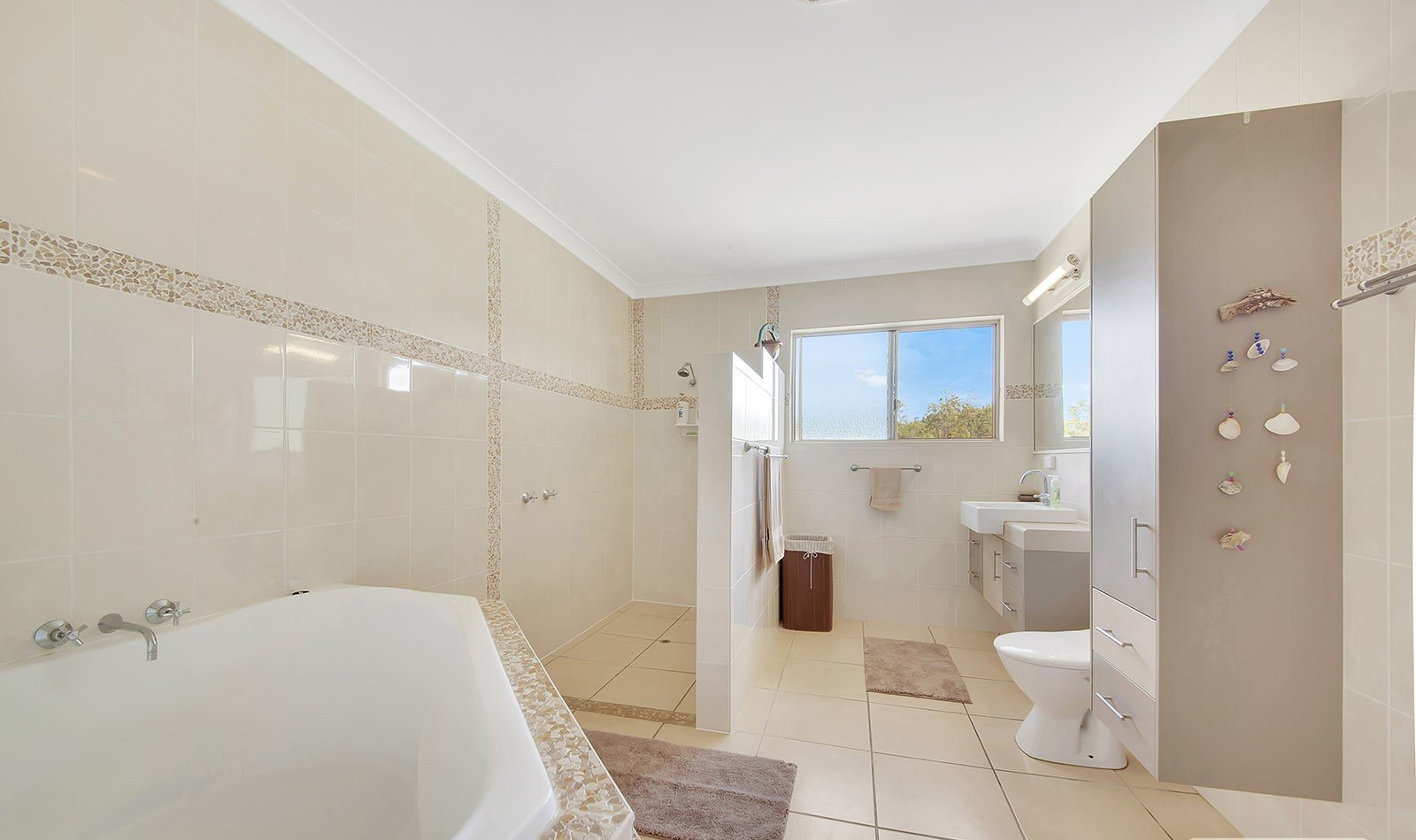 86 Leferink Road BENARABY 12
