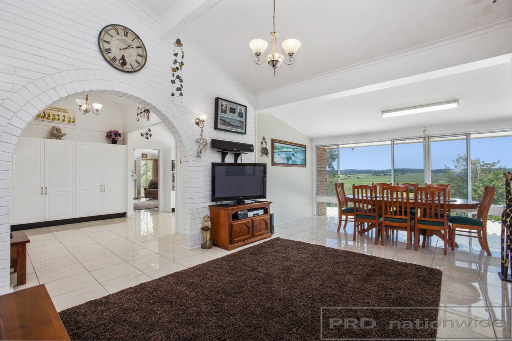 86 Main Road CLIFTLEIGH 21