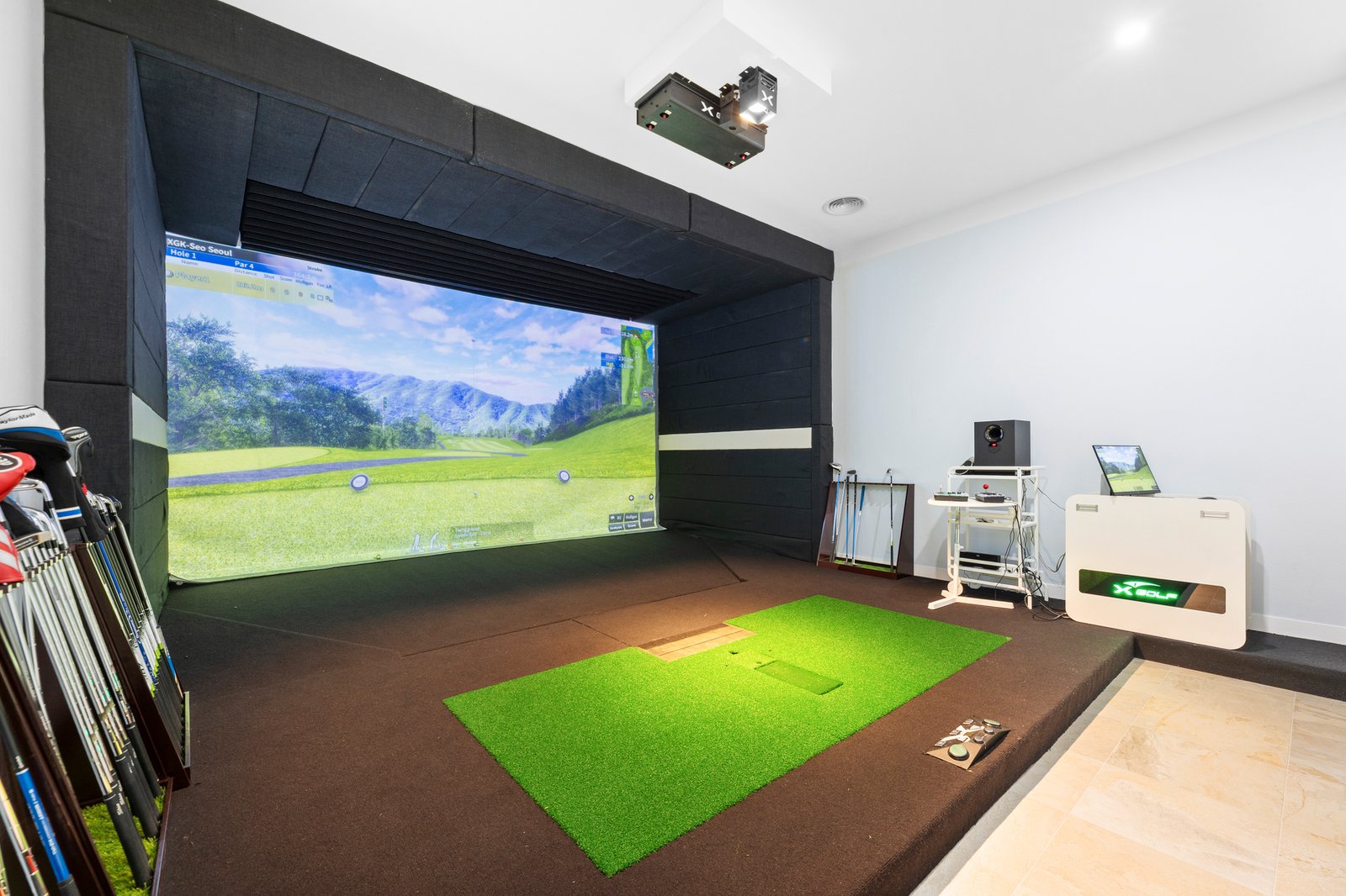 Gallery: 86 Mary Avenue