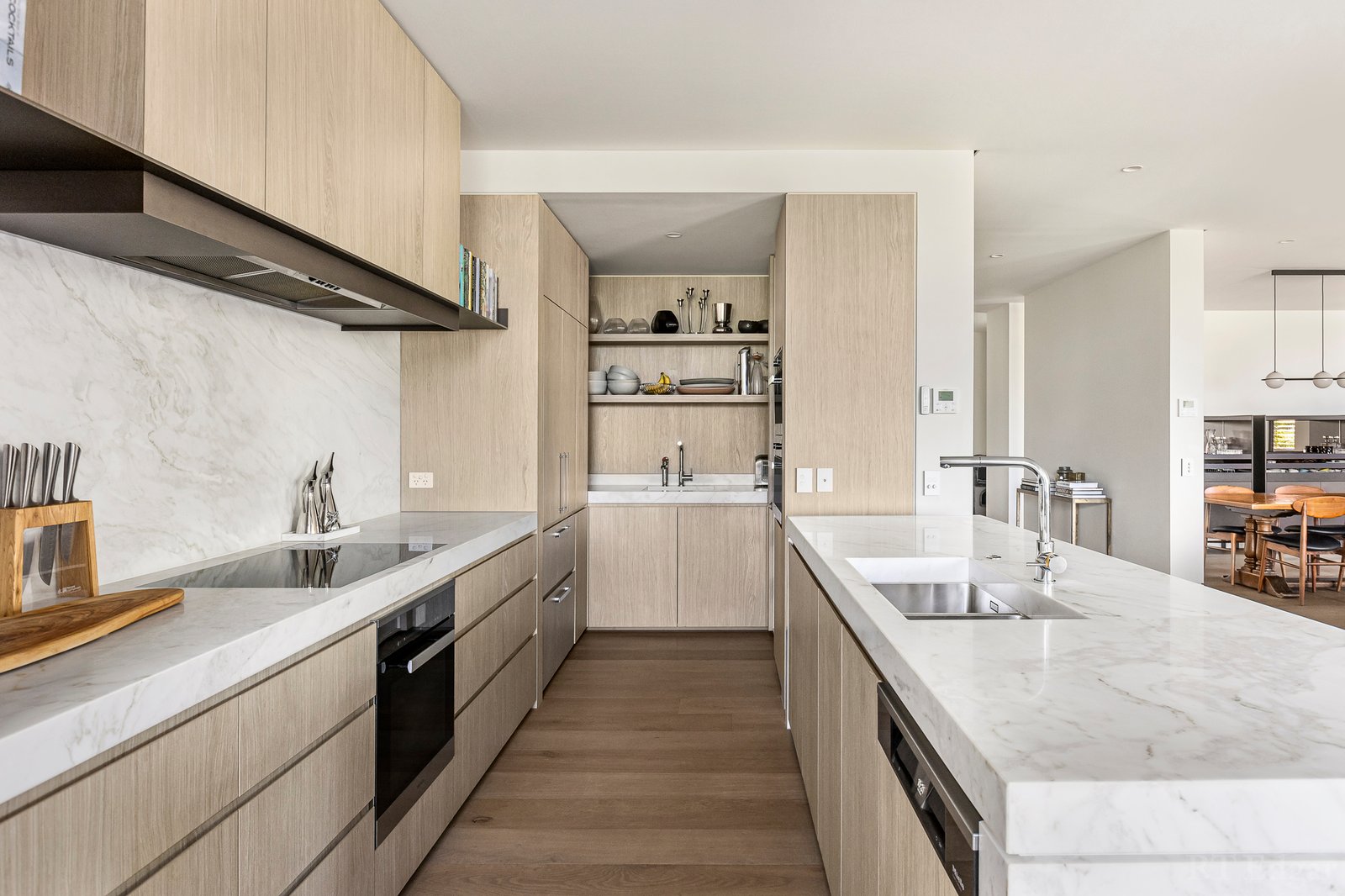 Real Estate and Property in 8/6 Mathoura Road, Toorak, VIC