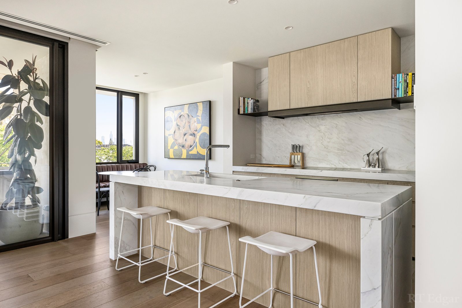 Real Estate and Property in 8/6 Mathoura Road, Toorak, VIC