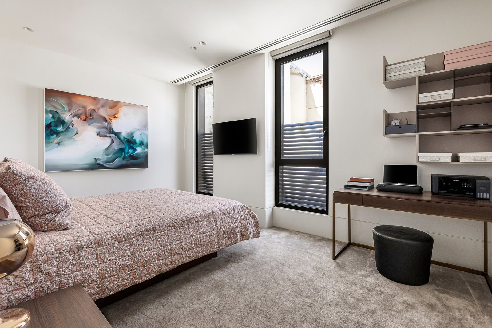 Real Estate and Property in 8/6 Mathoura Road, Toorak, VIC