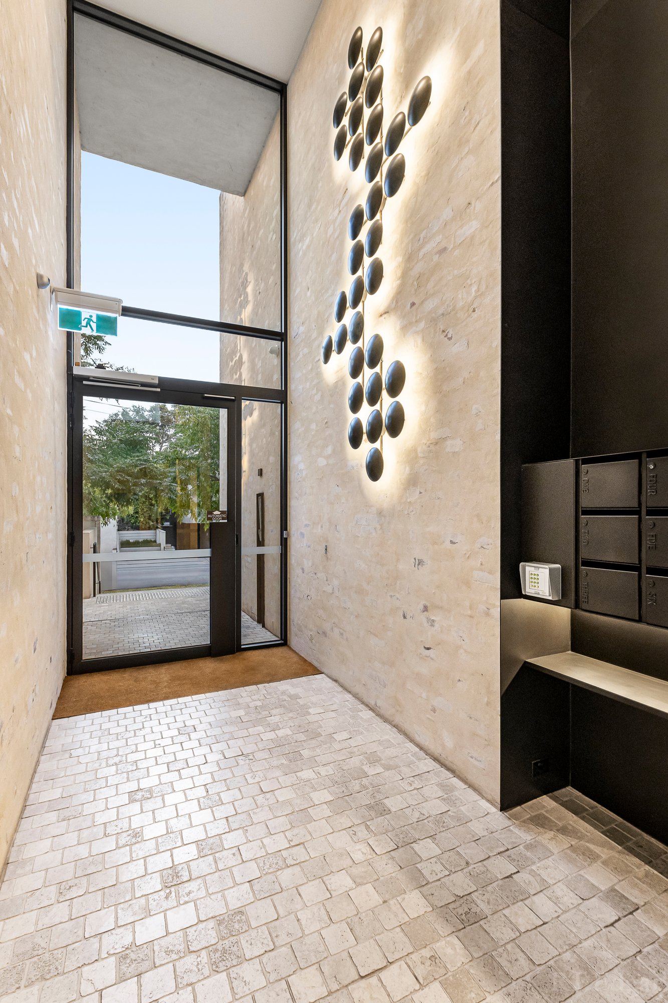 Real Estate and Property in 8/6 Mathoura Road, Toorak, VIC