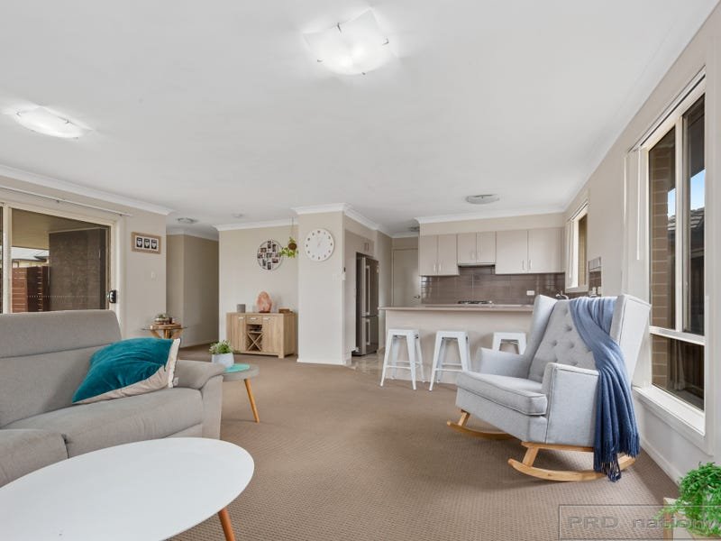 86 McKeachie Drive ABERGLASSLYN 2
