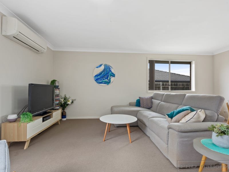 86 McKeachie Drive ABERGLASSLYN 3