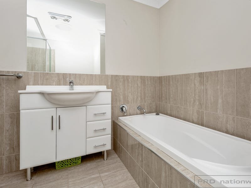 86 McKeachie Drive ABERGLASSLYN 11