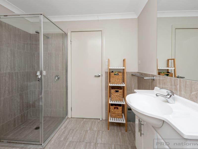 86 McKeachie Drive ABERGLASSLYN 13