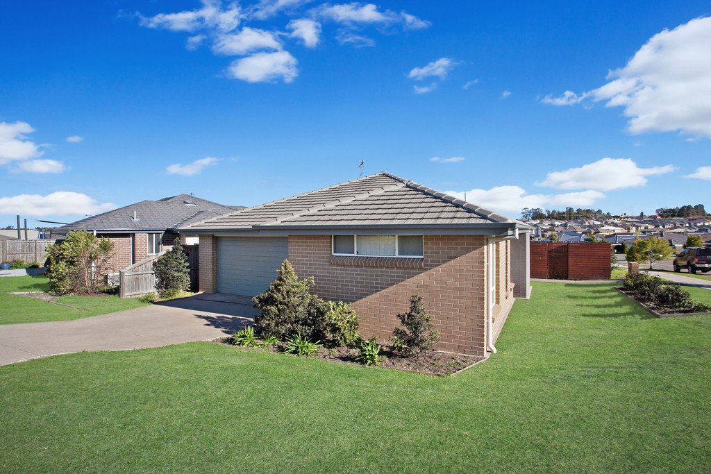 86 McKeachie Drive ABERGLASSLYN 1