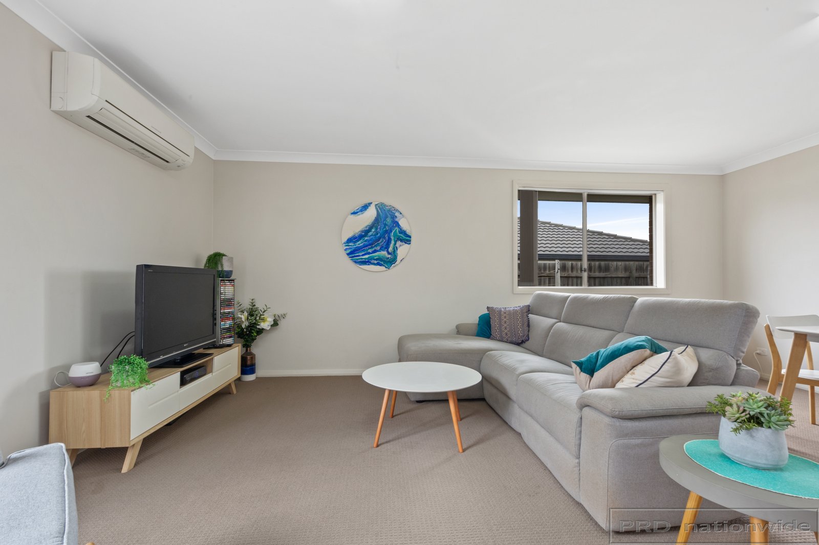 86 McKeachie Drive ABERGLASSLYN 3