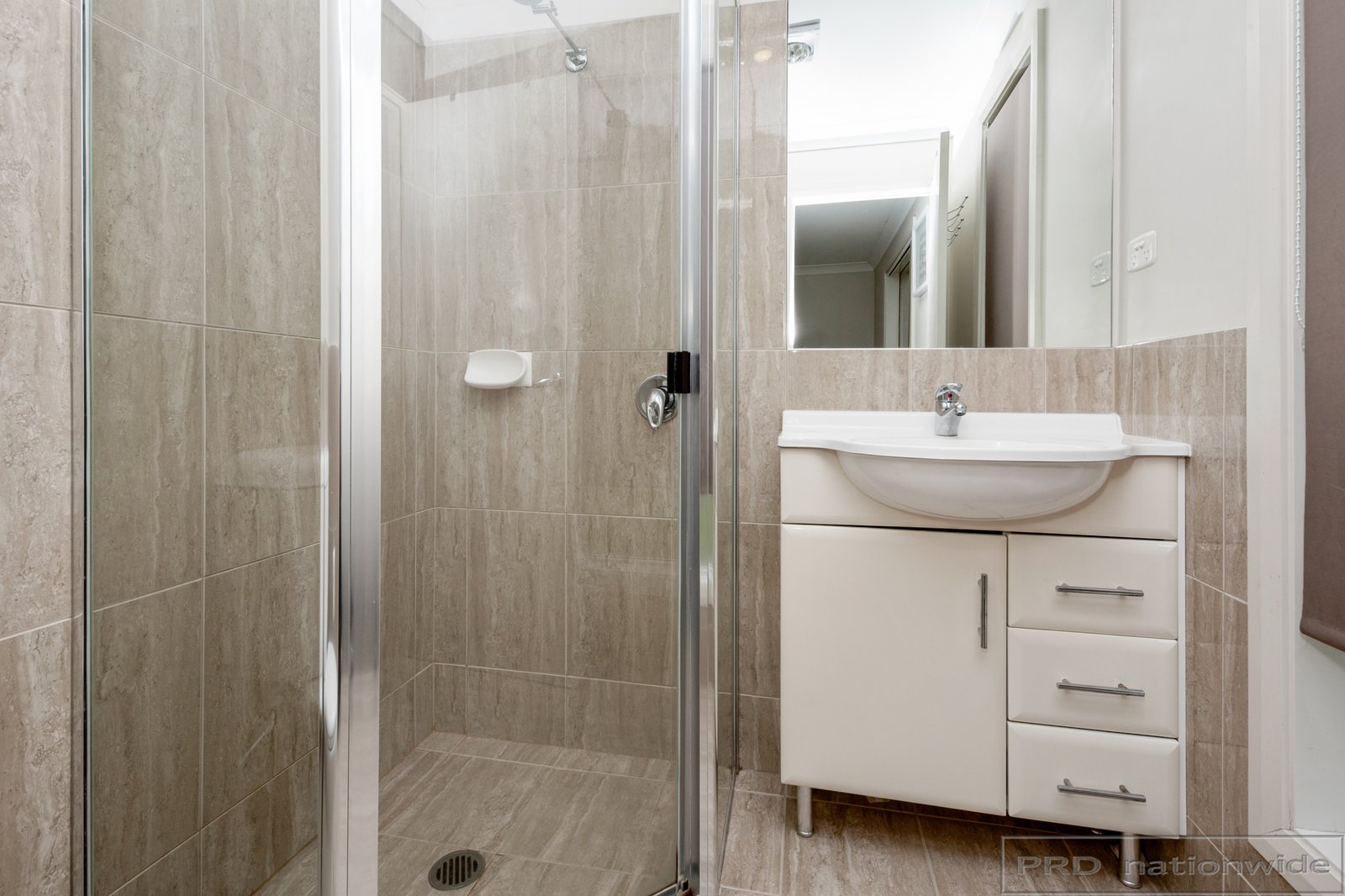 86 McKeachie Drive ABERGLASSLYN 12