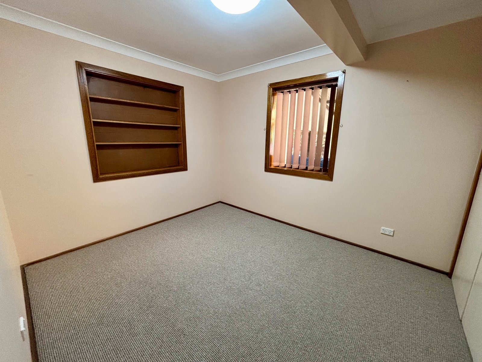 86 McRae Street TAMWORTH 5