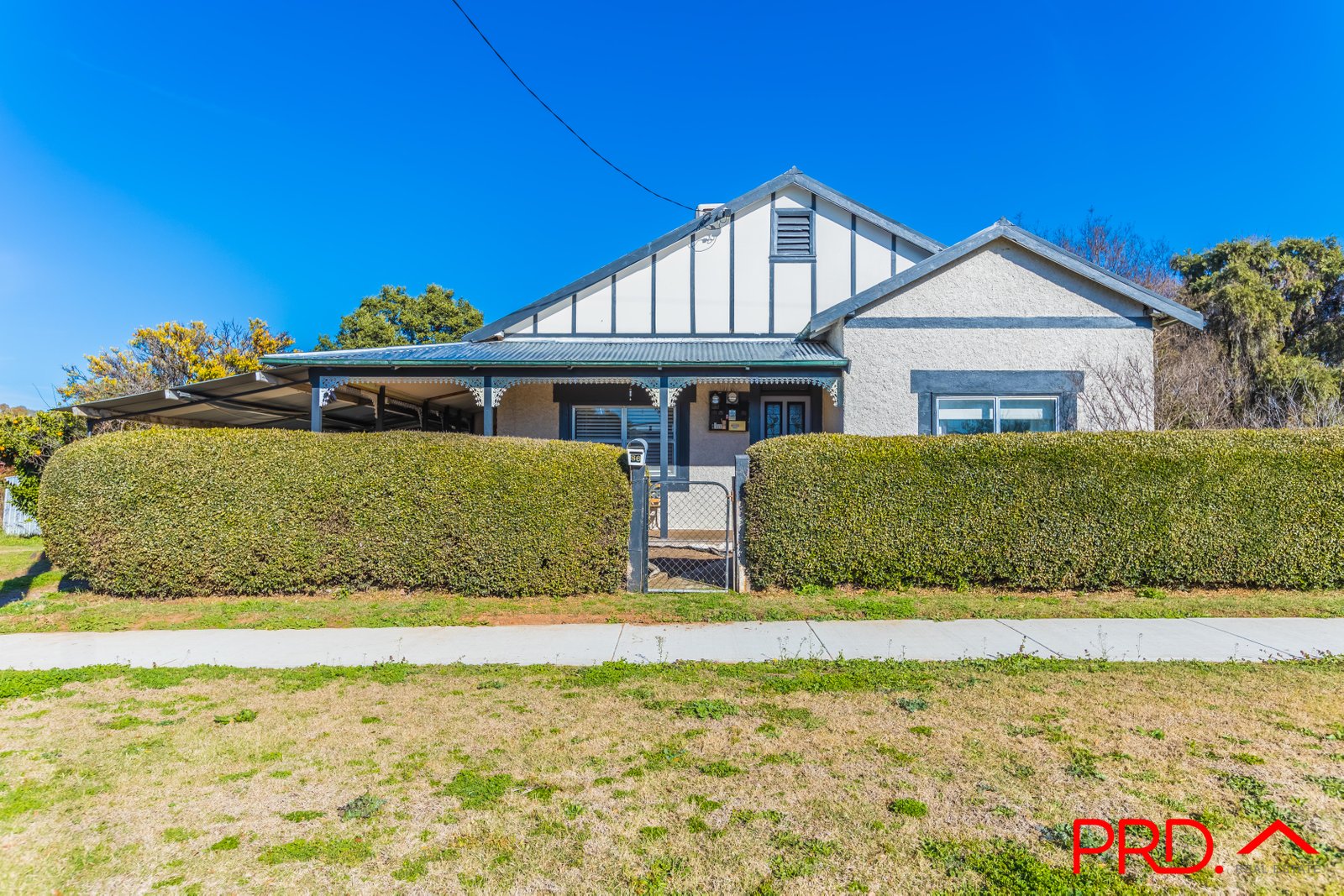 86 Namoi Street MANILLA 1