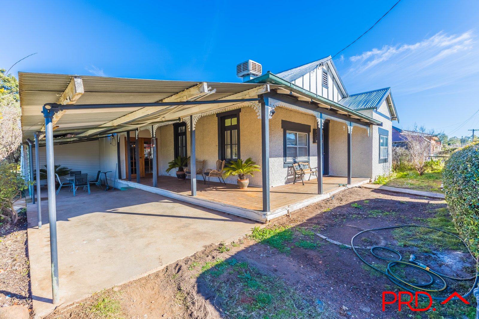 86 Namoi Street MANILLA 3