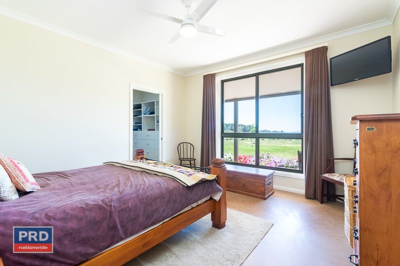 86 Neils Creek Road BUNGENDORE 18