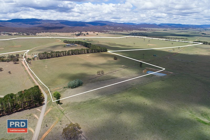 86 Neils Creek Road BUNGENDORE 30