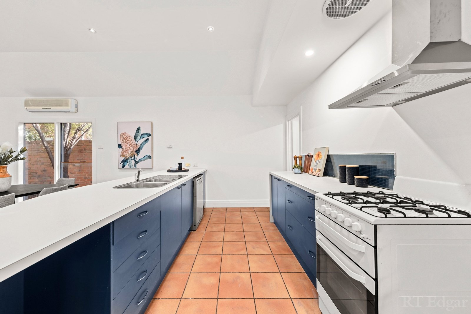 Real Estate and Property in 86 Nelson Road, Box Hill North, VIC