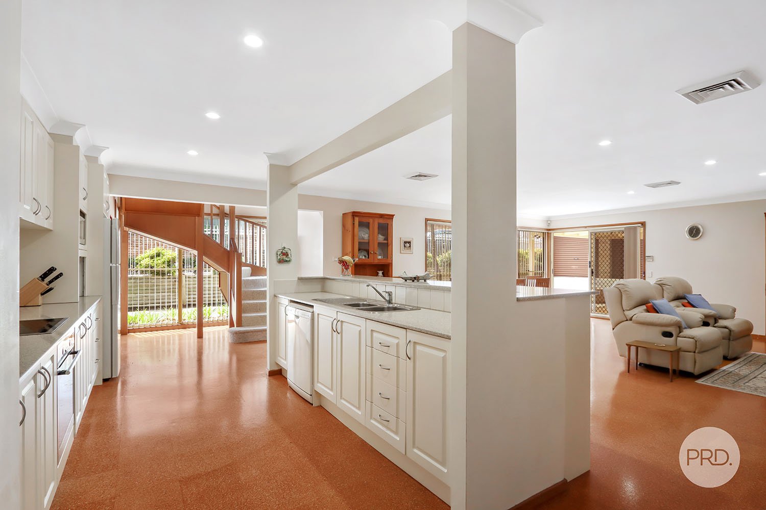 86 Oatley Avenue OATLEY 5