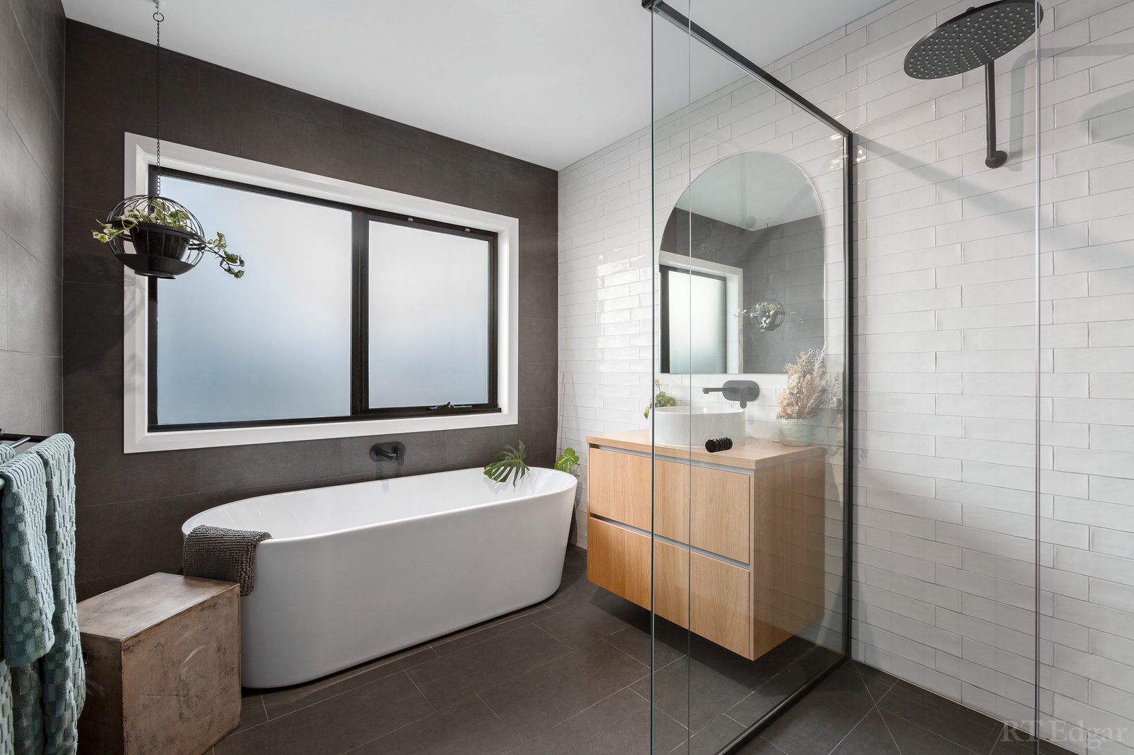 Real Estate and Property in 86 Oceania Drive, Curlewis, VIC