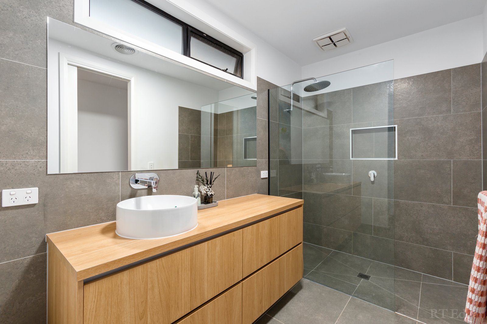 Real Estate and Property in 86 Oceania Drive, Curlewis, VIC