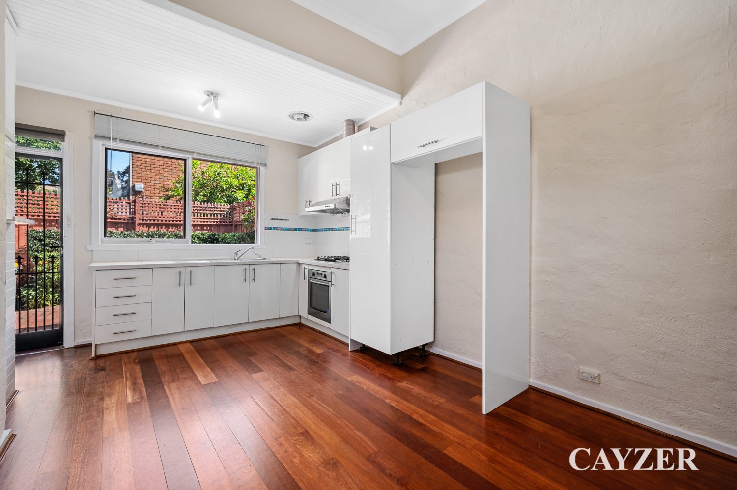 Gallery: 86 Palmerston Crescent