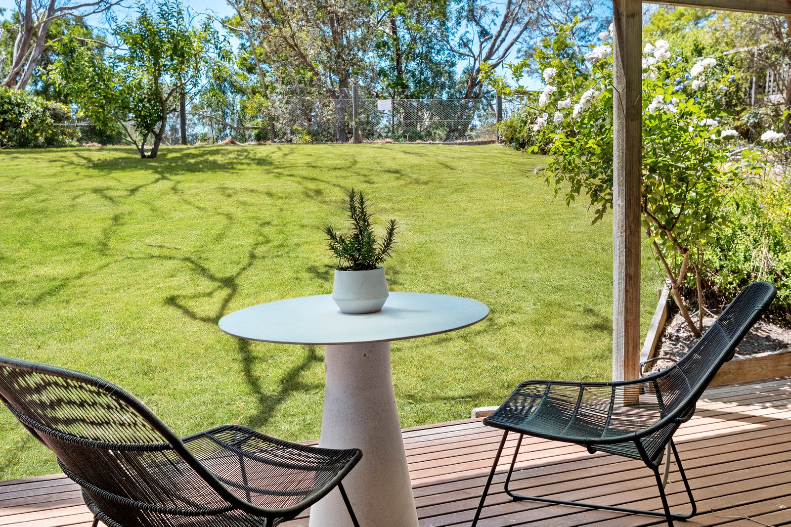 Gallery: 86 Parklands Avenue