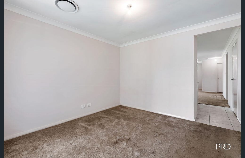86 Penrose Cres  South Penrith 11