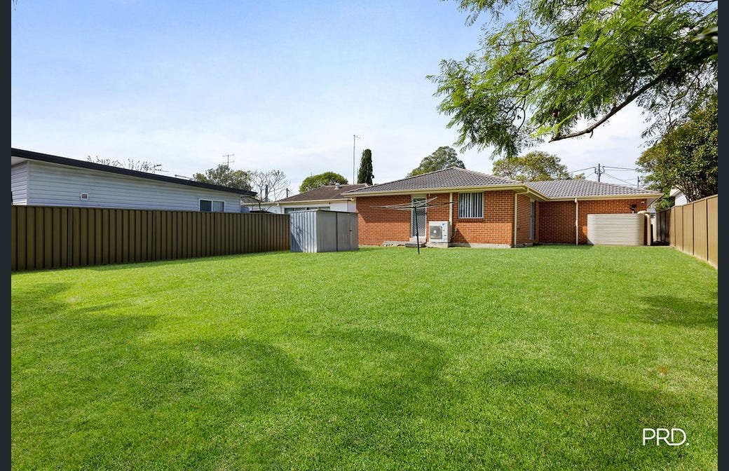 86 Penrose Cres  South Penrith 13