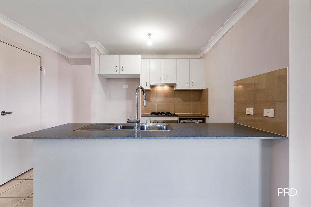 86 Penrose Crescent SOUTH PENRITH 8