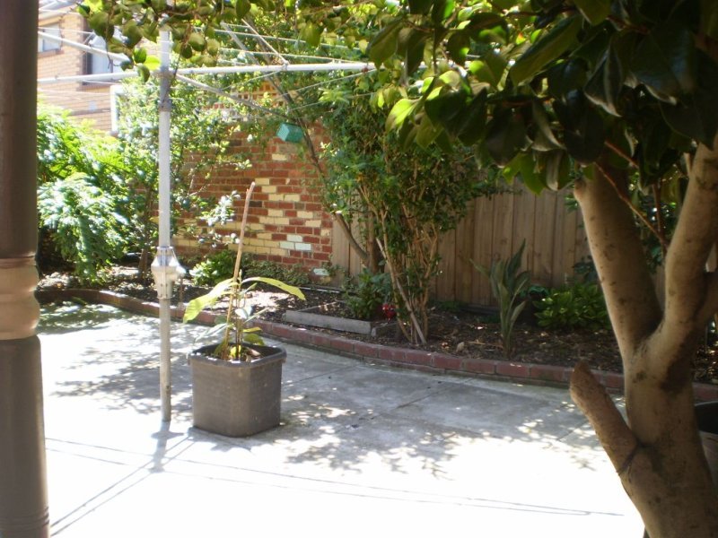 Gallery: 86 Pilgrim Street