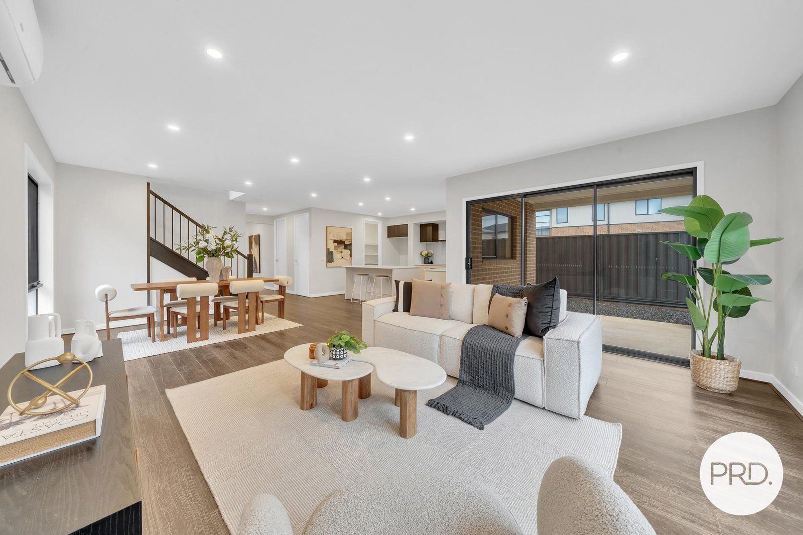 86 Positano Circuit BERWICK 16