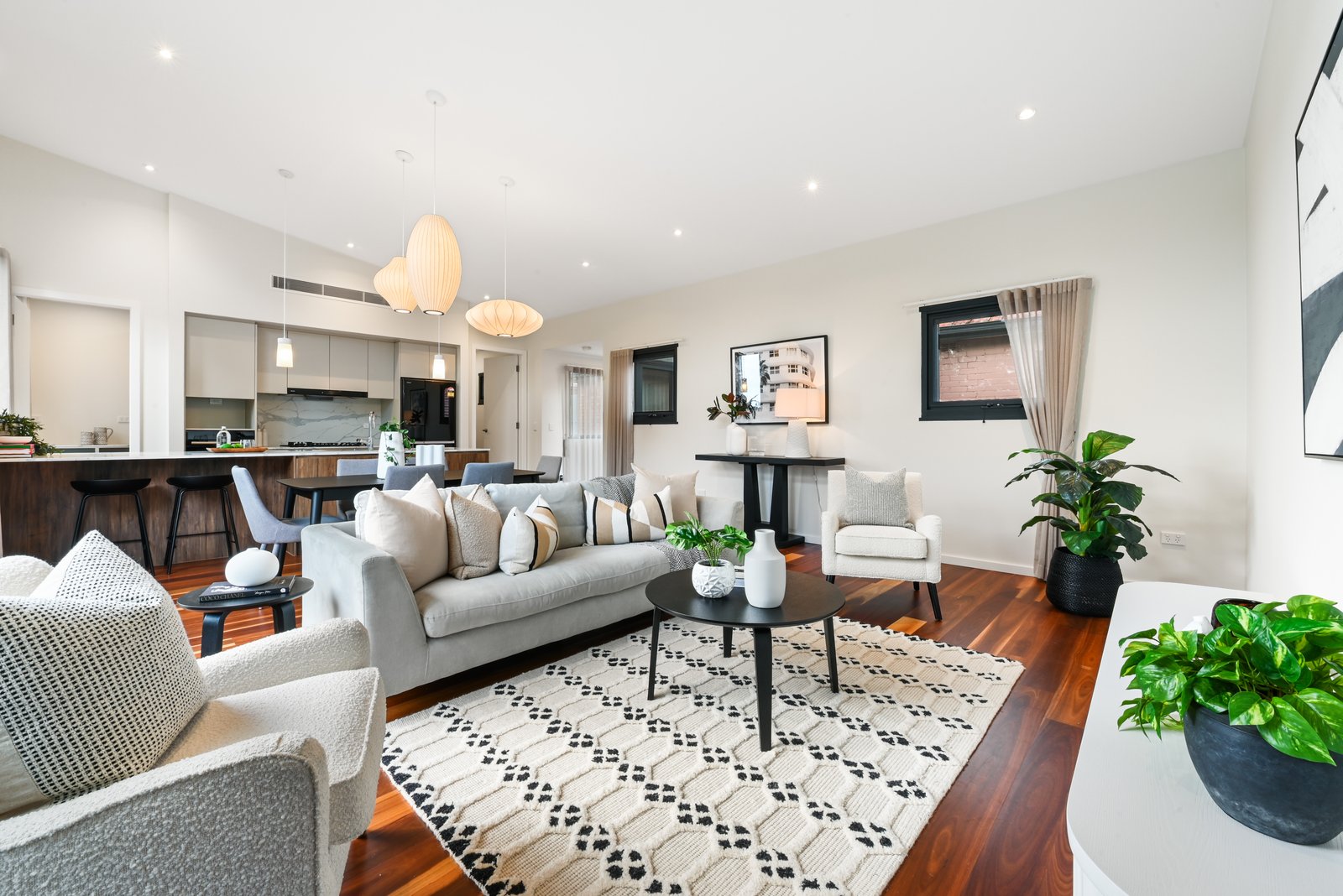 86 Railway Parade MORTDALE 1