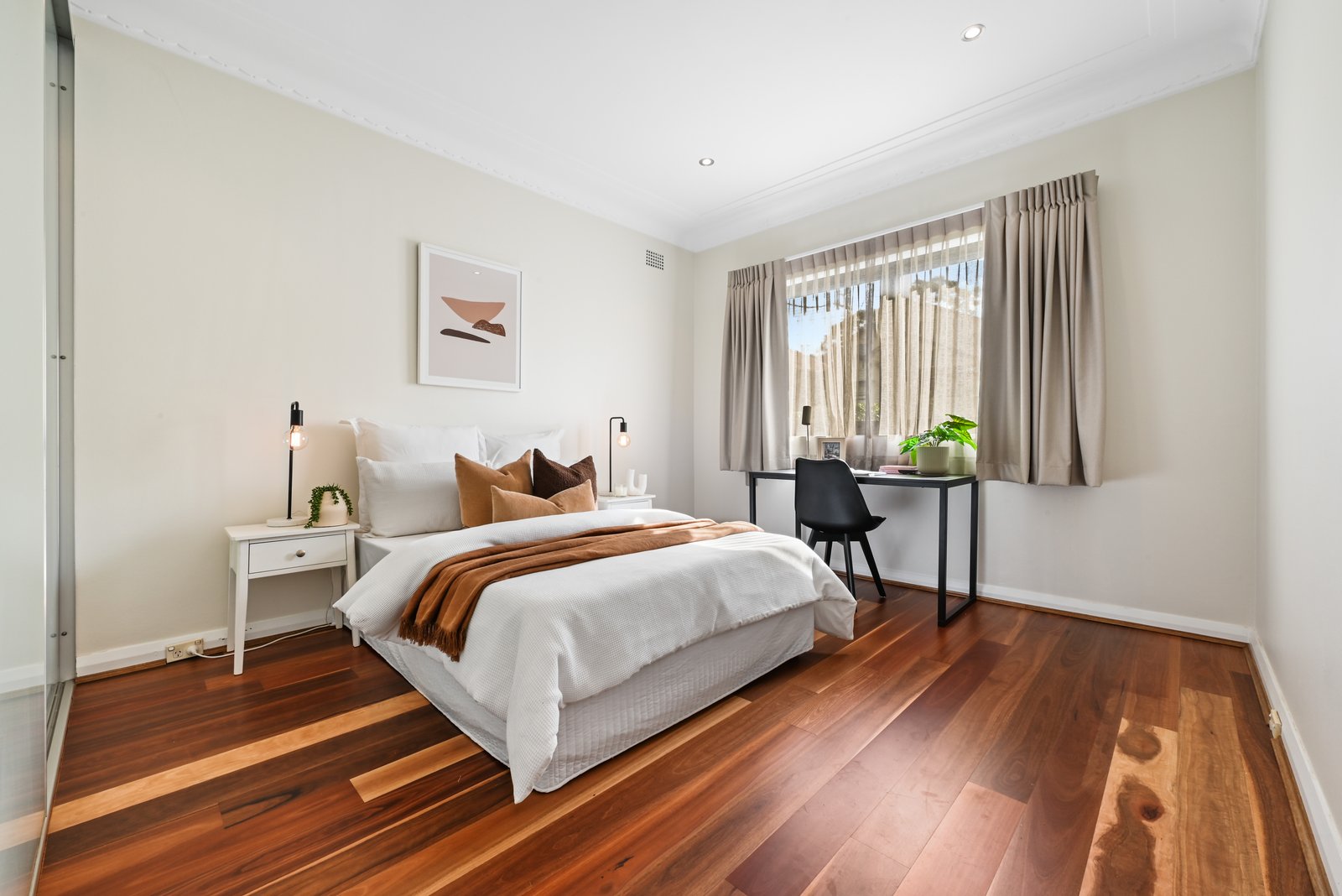 86 Railway Parade MORTDALE 9