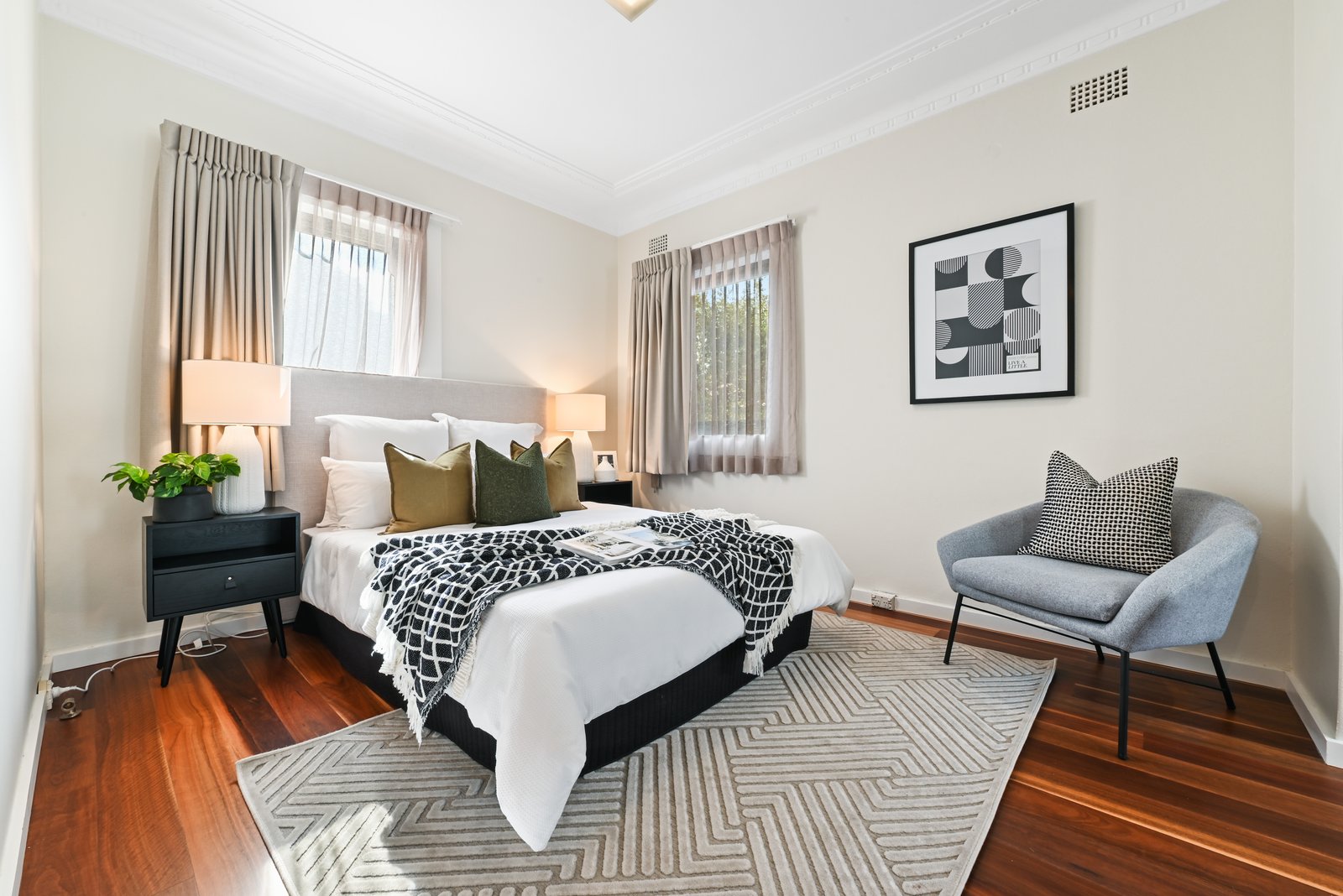 86 Railway Parade MORTDALE 12