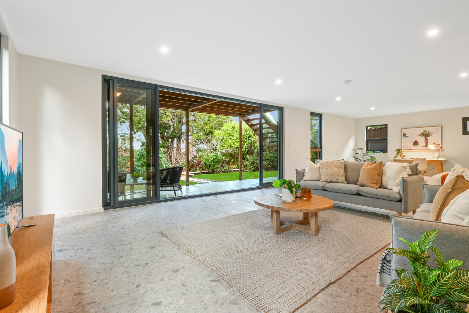 86 Railway Parade MORTDALE 17