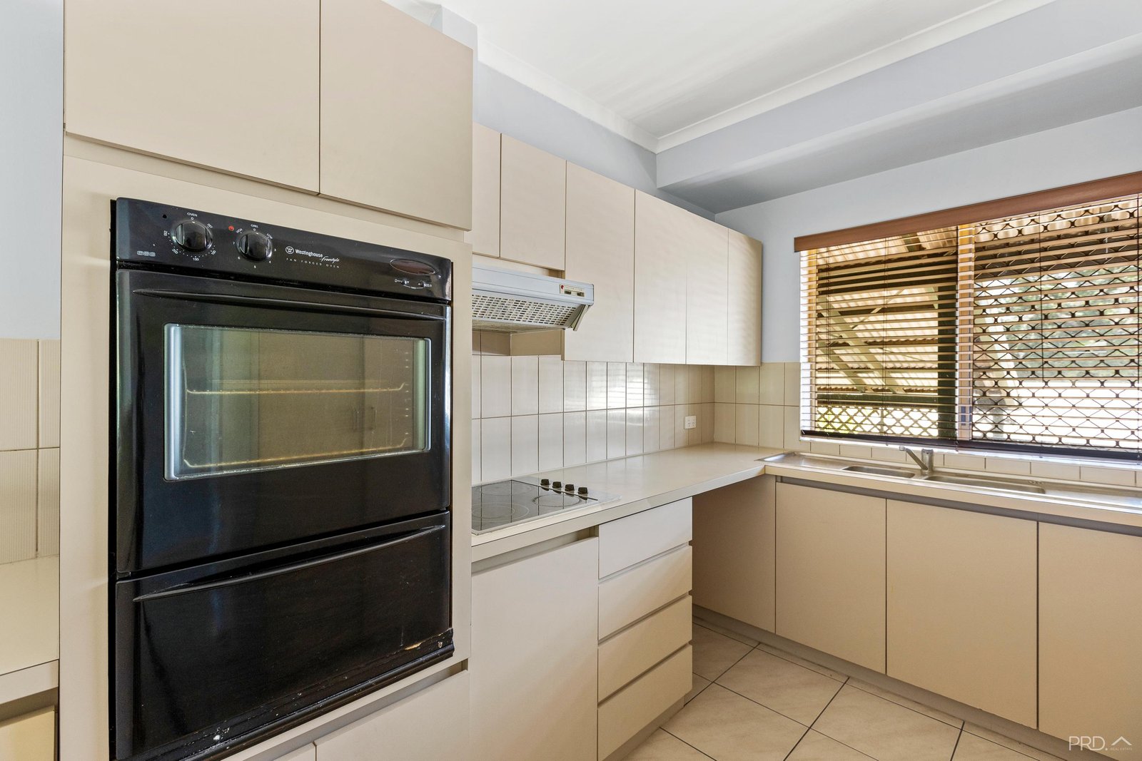 8/6 Robinson Street BROOME 9
