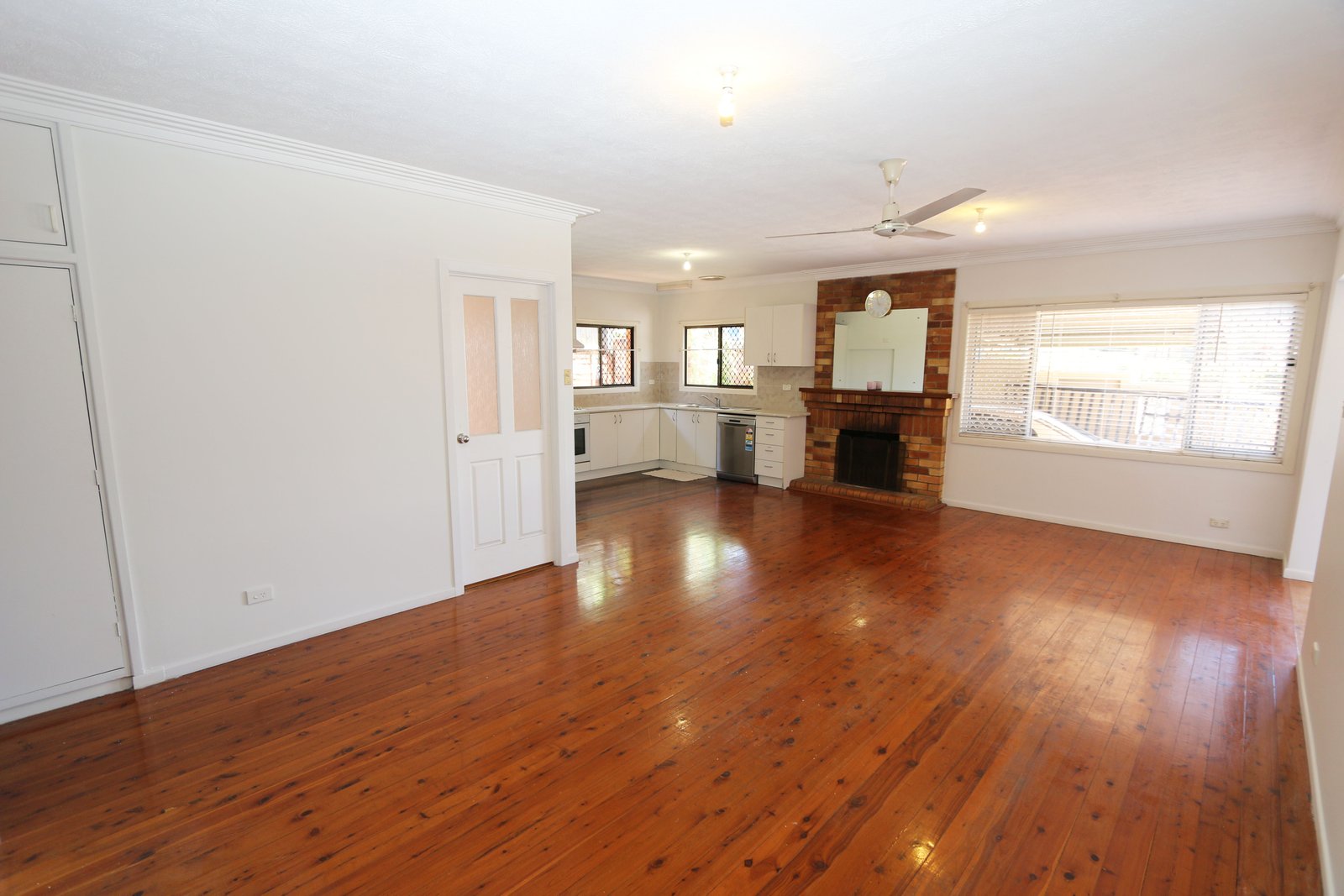 86 Smith Street SOUTHPORT 3