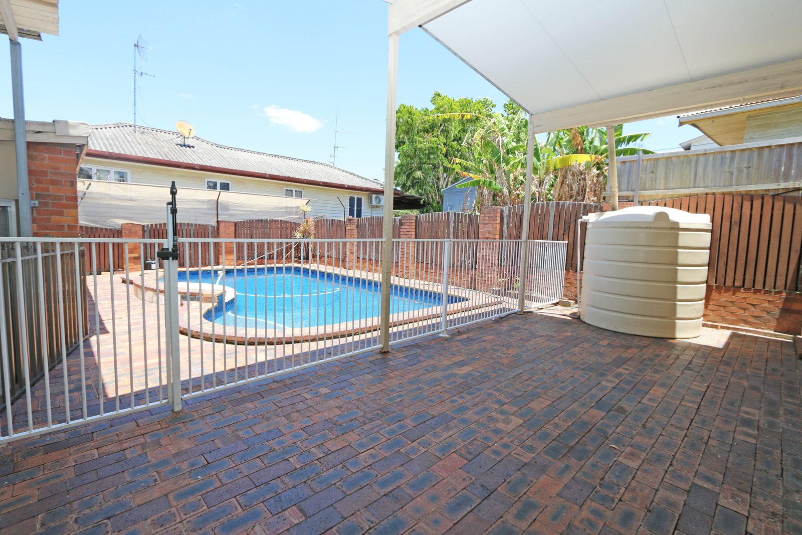 86 Smith Street SOUTHPORT 4