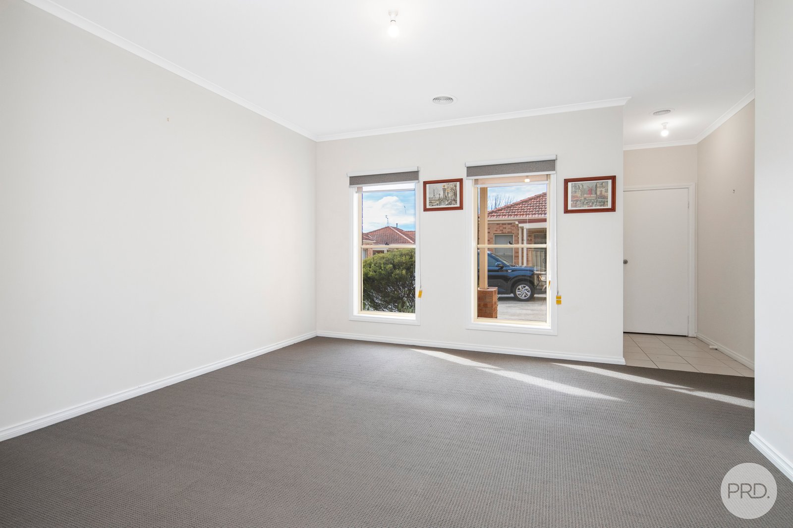 8/6 Thompson Street BROWN HILL 4