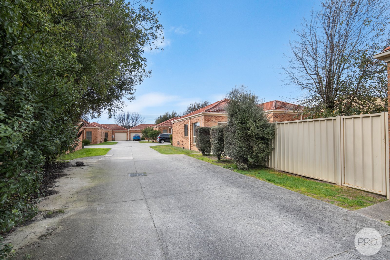 8/6 Thompson Street BROWN HILL 17