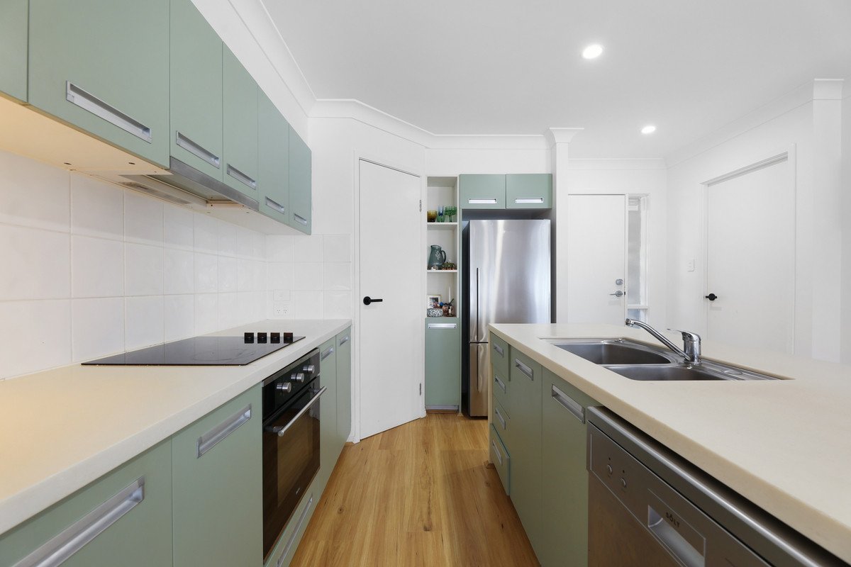 8/6 Tibbing Street Nerang 6