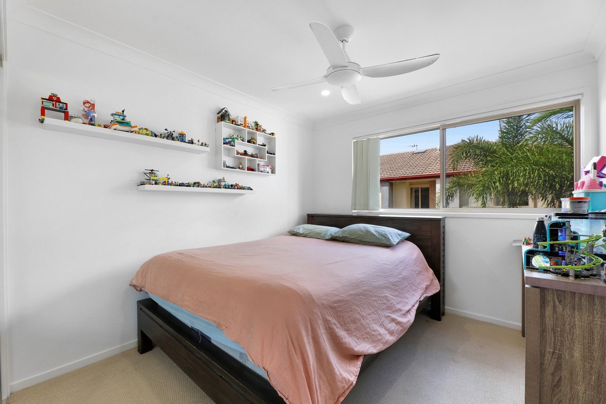 8/6 Tibbing Street Nerang 12